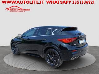 INFINITI Q30 usata, con Airbag laterali