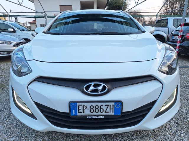 HYUNDAI i30 usata, con Airbag