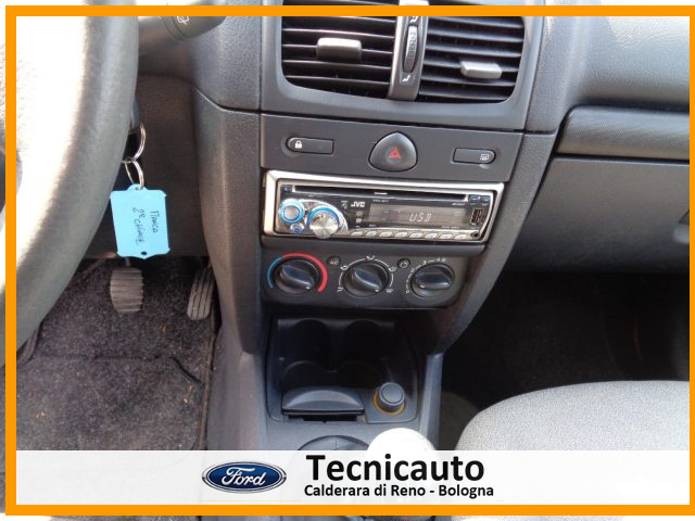 RENAULT Clio usata 12