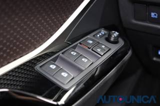 TOYOTA C-HR usata, con Isofix