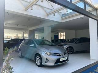 TOYOTA Auris usata, con Climatizzatore