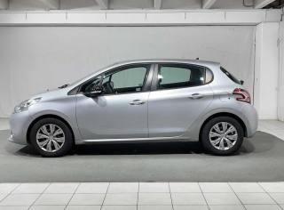 PEUGEOT 208 usata, con Airbag