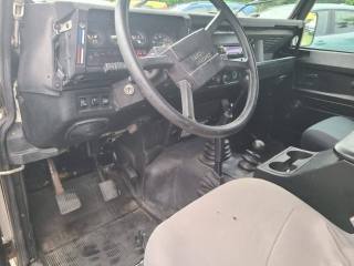 LAND ROVER Defender usata 8
