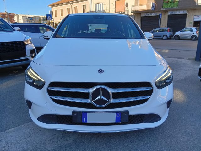 MERCEDES-BENZ B 180 usata, con Frenata d