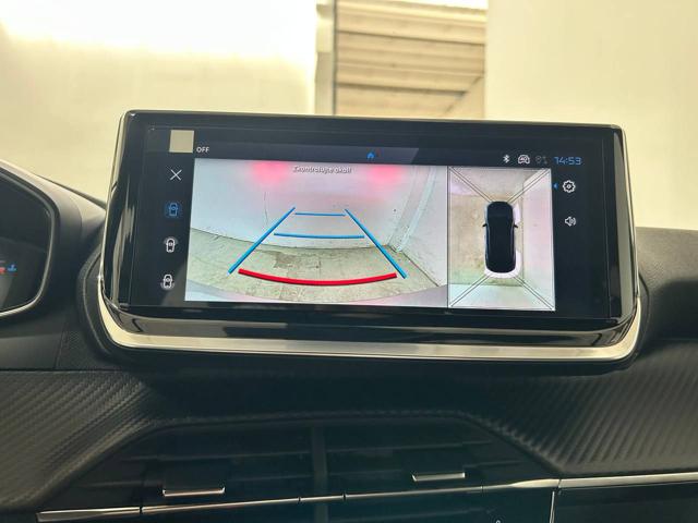 PEUGEOT 2008 usata, con Touch screen