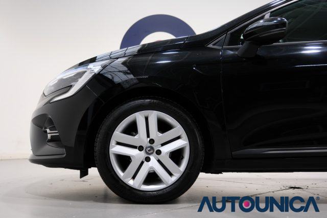 RENAULT Clio usata, con Touch screen