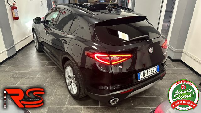 ALFA ROMEO Stelvio usata, con Sensori di parcheggio anteriori