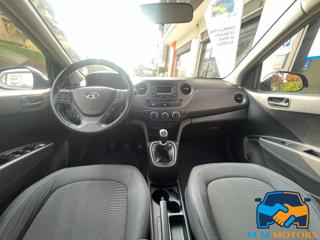 HYUNDAI i10 usata, con Lettore CD