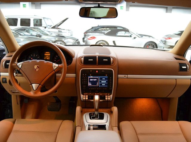 PORSCHE Cayenne usata, con Boardcomputer