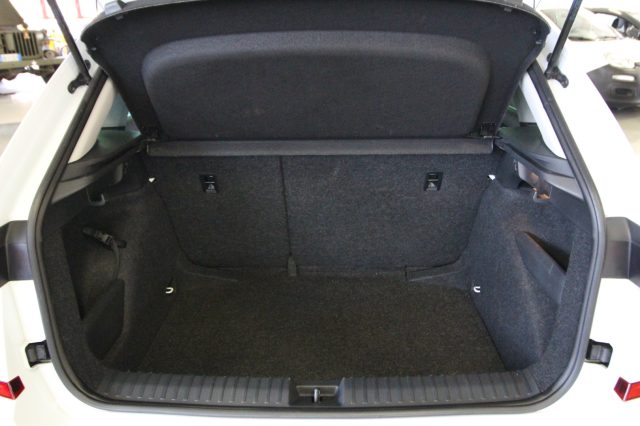 SKODA Kamiq usata, con Luci diurne LED