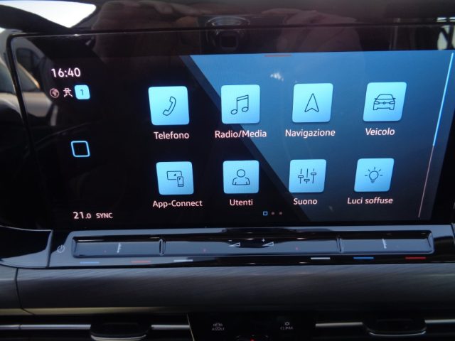 VOLKSWAGEN Golf usata, con Climatizzatore