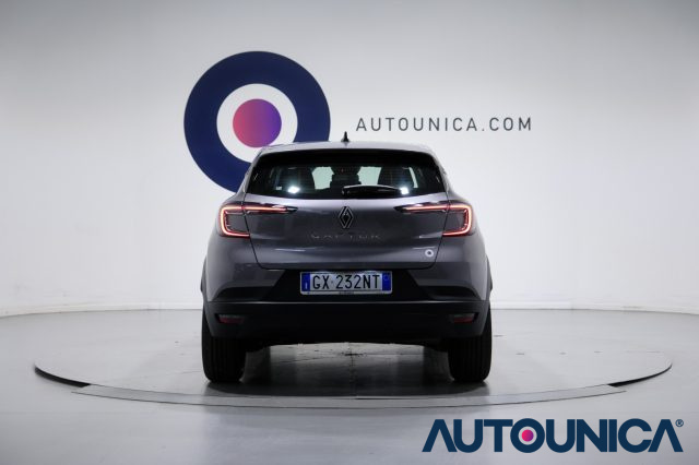 RENAULT Captur usata, con USB