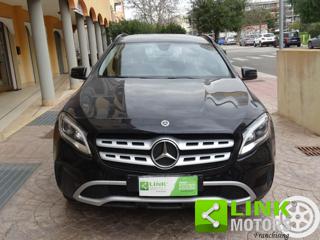 MERCEDES-BENZ GLA 200 usata, con Airbag