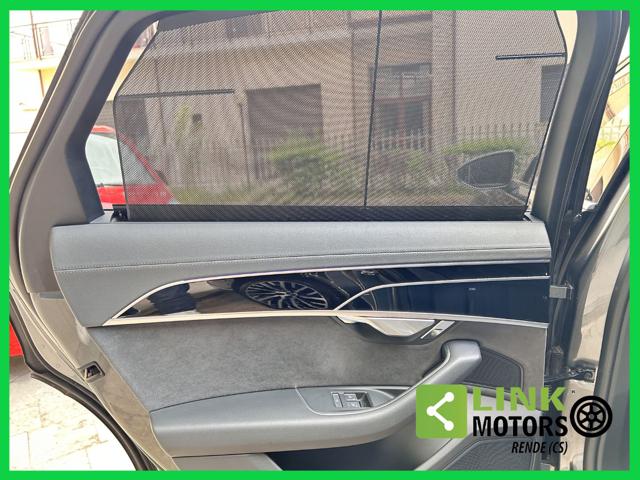 AUDI A8 usata, con Bluetooth
