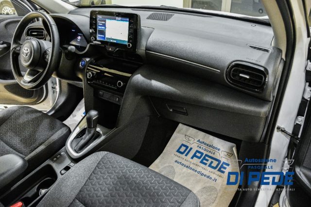 TOYOTA Yaris Cross usata, con Luci diurne LED