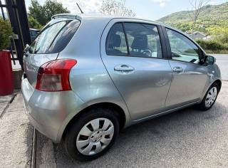 TOYOTA Yaris usata, con Airbag laterali