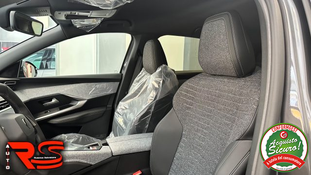PEUGEOT 3008 usata, con Leve al volante
