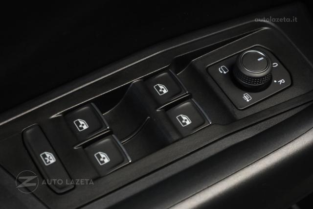 VOLKSWAGEN T-Roc usata, con Airbag testa
