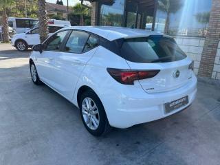 OPEL Astra usata, con Autoradio