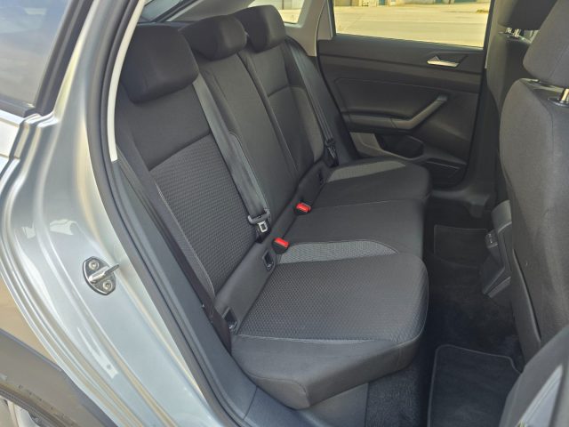 VOLKSWAGEN Taigo usata 137