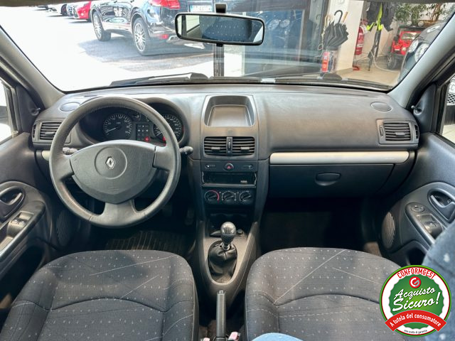 RENAULT Clio usata, con Controllo automatico clima