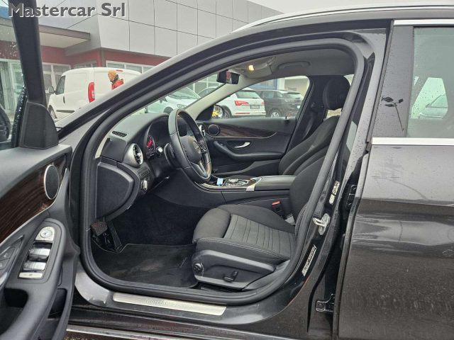 MERCEDES-BENZ C 200 usata, con Park Distance Control