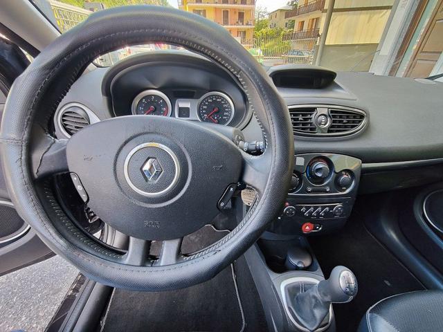 RENAULT Clio usata, con Chiusura centralizzata telecomandata
