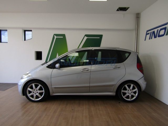 MERCEDES-BENZ A 180 usata, con Autoradio