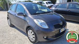 TOYOTA Yaris usata, con Chiusura centralizzata