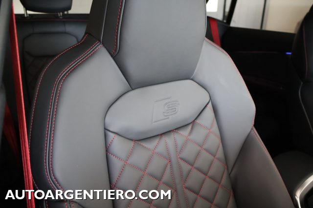 AUDI Q8 usata, con Sistema di avviso di distanza