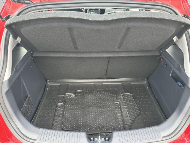 KIA Rio usata, con Fendinebbia