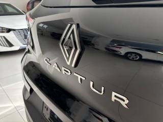 RENAULT Captur usata, con Touch screen