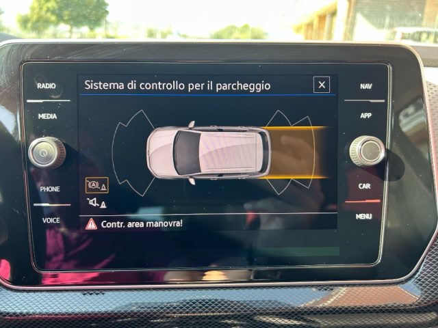 VOLKSWAGEN T-Cross usata, con Park Distance Control