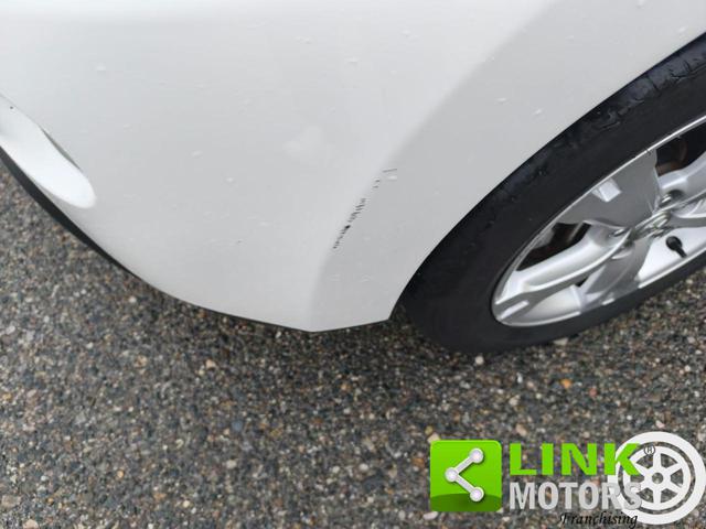 TOYOTA Urban Cruiser usata 26