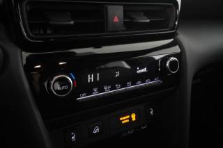 TOYOTA Yaris Cross usata 11