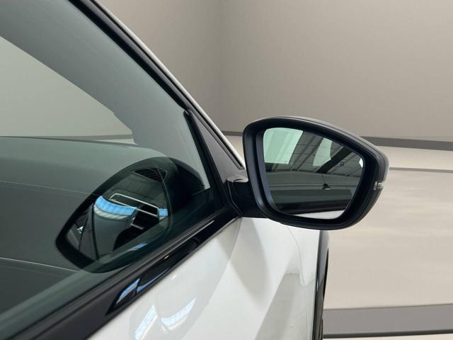 PEUGEOT 208 usata, con Sensori di parcheggio anteriori