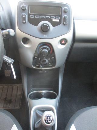 TOYOTA Aygo usata 14