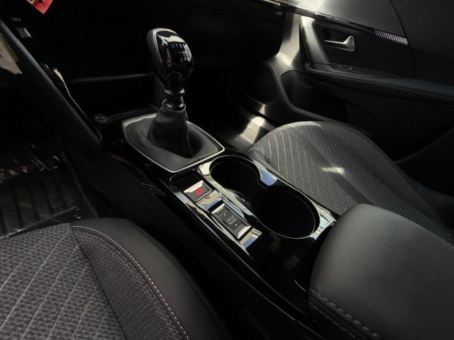 PEUGEOT 2008 usata, con MP3