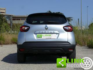 RENAULT Captur usata, con Autoradio