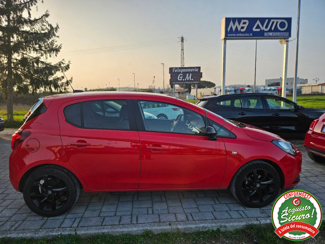 OPEL Corsa usata, con Autoradio