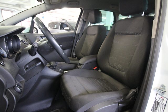 OPEL Meriva usata, con Sedile posteriore sdoppiato