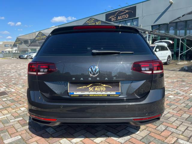 VOLKSWAGEN Passat Variant usata, con Autoradio