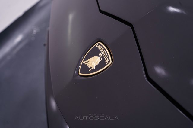 LAMBORGHINI Urus usata 28