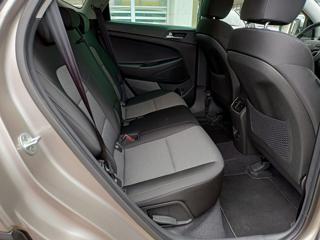 HYUNDAI Tucson usata, con Autoradio