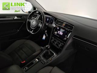 VOLKSWAGEN Golf usata, con Autoradio