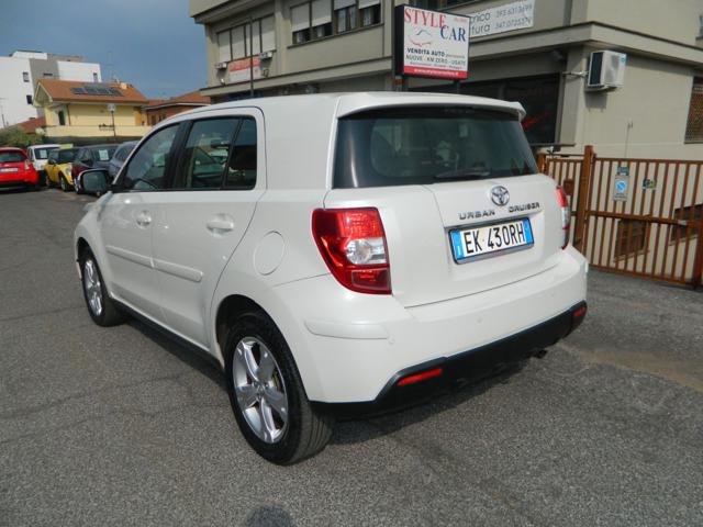 TOYOTA Urban Cruiser usata, con Boardcomputer