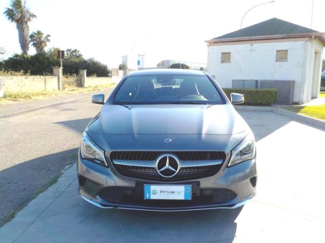 MERCEDES-BENZ CLA 200 usata, con Airbag