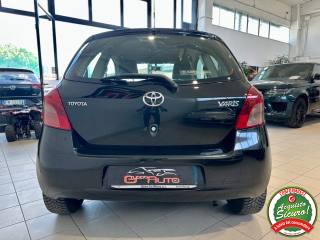 TOYOTA Yaris usata, con Alzacristalli elettrici