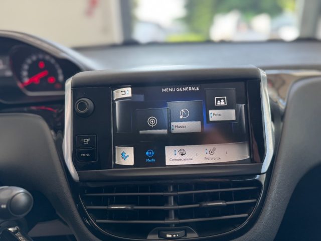 PEUGEOT 208 usata, con Vivavoce