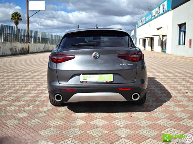 ALFA ROMEO Stelvio usata, con Alzacristalli elettrici